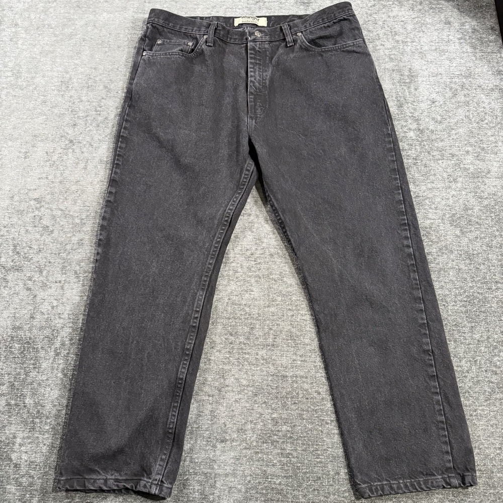 Wrangler Authentics Relaxed‎ Fit Black Denim Jeans Men's Size 40x28 Workwear